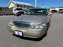2005 Lincoln Town Car Signature Limited 