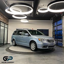 2016 Chrysler Town & Country Touring 
