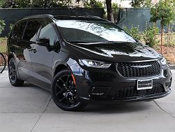 2023 Chrysler Pacifica Touring-L 