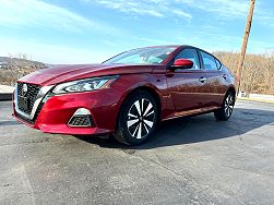 2021 Nissan Altima SV 