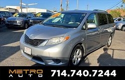 2012 Toyota Sienna LE 