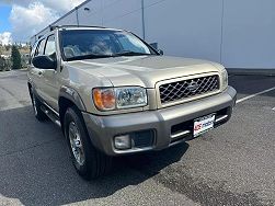 2000 Nissan Pathfinder LE 