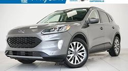 2022 Ford Escape Titanium 