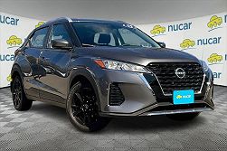 2022 Nissan Kicks SV 
