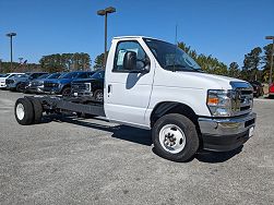 2024 Ford Econoline E-450 