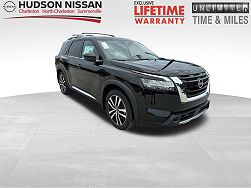 2024 Nissan Pathfinder Platinum 