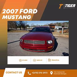 2007 Ford Mustang  Premium