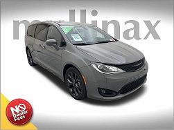 2020 Chrysler Pacifica Touring 