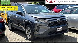 2021 Toyota RAV4 LE 