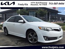 2014 Toyota Camry SE 