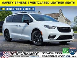 2024 Chrysler Pacifica Select 