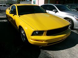 2006 Ford Mustang  Premium