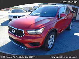 2022 Volvo XC40 T4 Momentum 