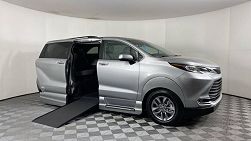 2022 Toyota Sienna XLE Mobility