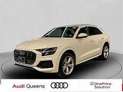 2023 Audi Q8 Premium Plus 