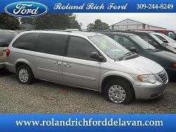 2006 Chrysler Town & Country LX 