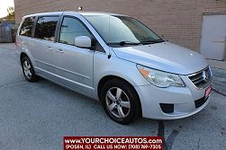 2009 Volkswagen Routan SE 