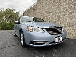 2013 Chrysler 200 Limited 