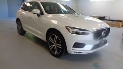 2021 Volvo XC60 T5 Momentum 