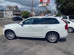 2019 Volvo XC90 T6 Momentum 