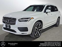 2020 Volvo XC90 T6 Momentum 