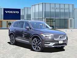 2023 Volvo XC90 B6 Plus 