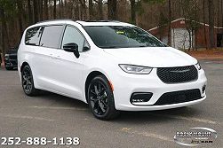 2024 Chrysler Pacifica Touring-L 