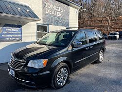 2013 Chrysler Town & Country Touring L