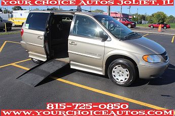 2003 Chrysler Town & Country LX 