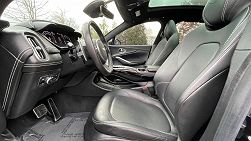 2021 Aston Martin DBX  