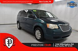 2009 Chrysler Town & Country LX 