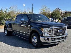 2022 Ford F-350 Lariat 