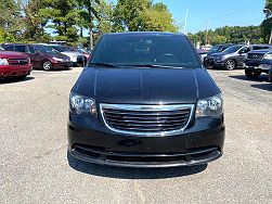 2014 Chrysler Town & Country S 