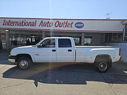 2004 Chevrolet Silverado 3500 LS 