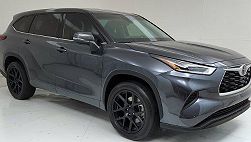 2022 Toyota Highlander L 