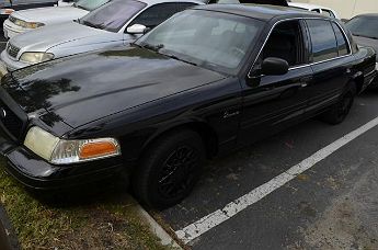 2002 Ford Crown Victoria  