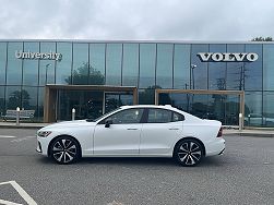 2022 Volvo S60  