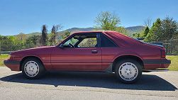 1986 Ford Mustang SVO 