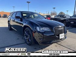 2023 Chrysler 300 Touring 