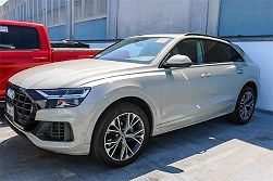 2022 Audi Q8 Premium 