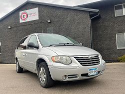 2007 Chrysler Town & Country Limited Edition 
