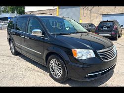 2014 Chrysler Town & Country  