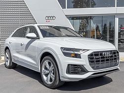 2022 Audi Q8 Premium 