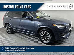 2022 Volvo XC90 T6 Momentum 