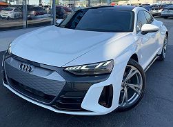 2022 Audi e-tron GT Premium Plus 