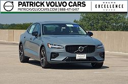 2024 Volvo S60 B5 Plus Dark Theme