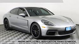 2018 Porsche Panamera  