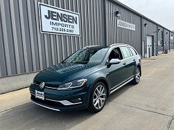 2018 Volkswagen Golf SEL 