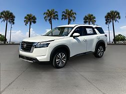 2024 Nissan Pathfinder SL 