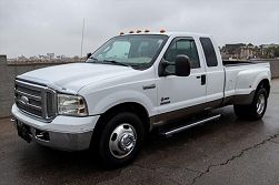 2005 Ford F-350 Lariat 